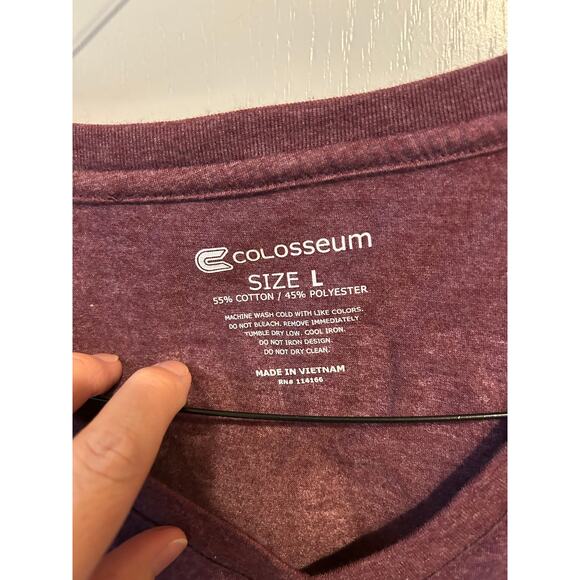 Colosseum Texas A&M V-neck Tee Maroon and White Large - Picture 3 of 3